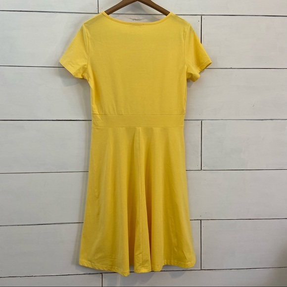 MSBasic Cross Wrap A-Line Yellow Dress. Size M. Like New Condition. - Picture 8 of 12